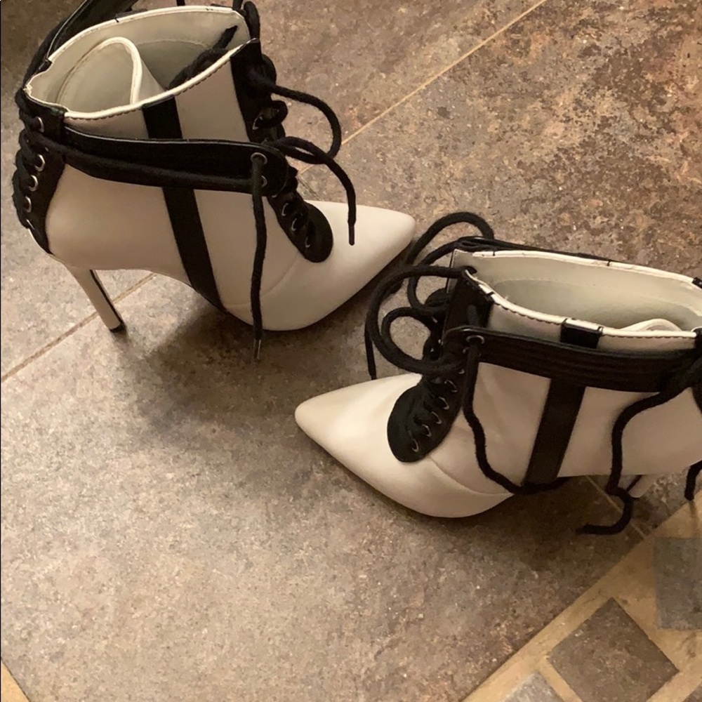 Booties - Picture 4 of 5